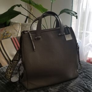 BANANA REPUBLIC Gray Snakeprint Italian Leather